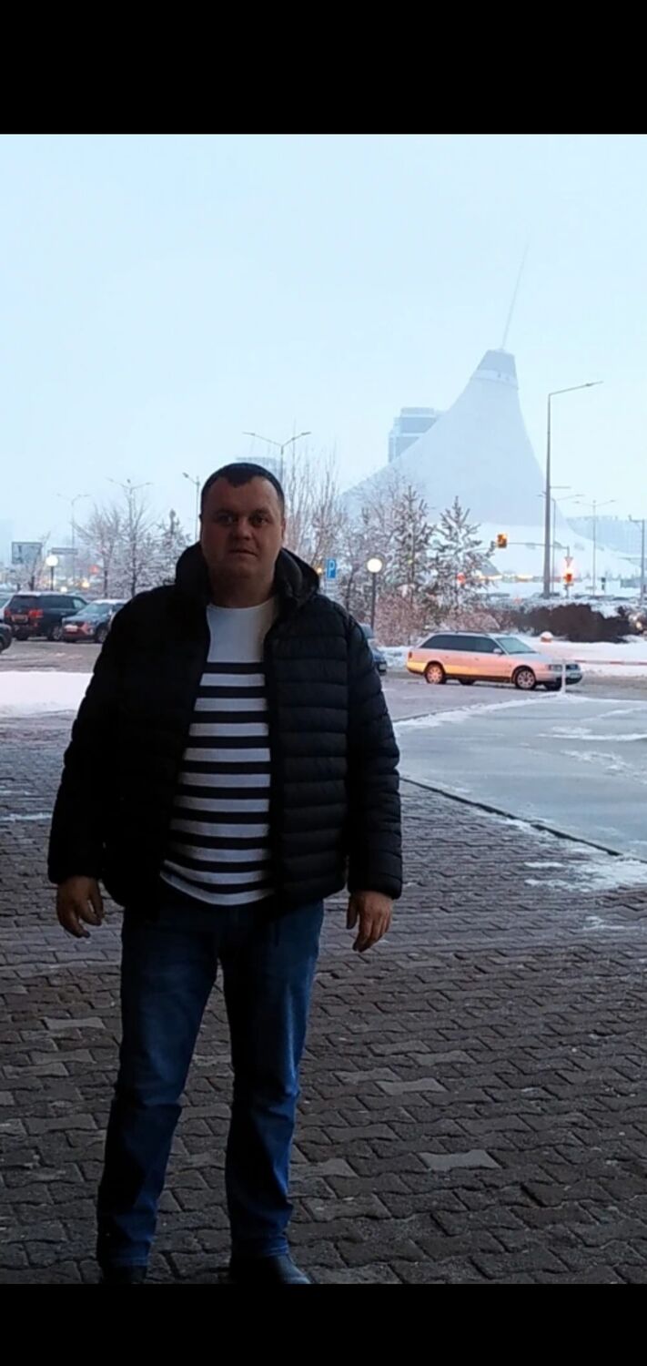  ,   Sergei, 40 ,   ,   