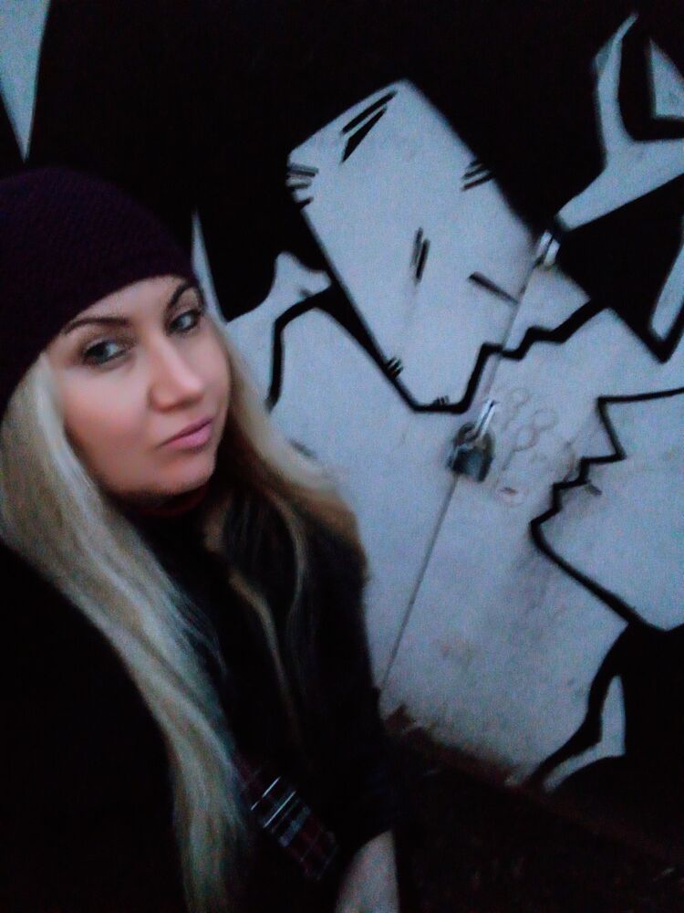  --,   , 43 ,   c 