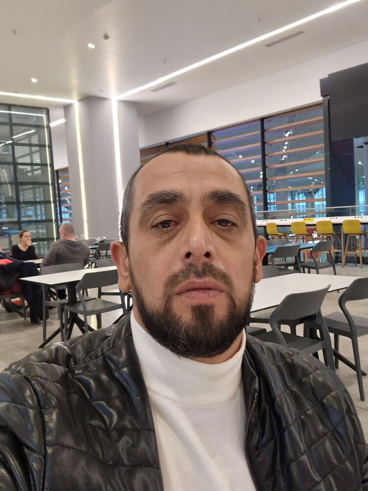  ,   Habib, 43 ,   ,   