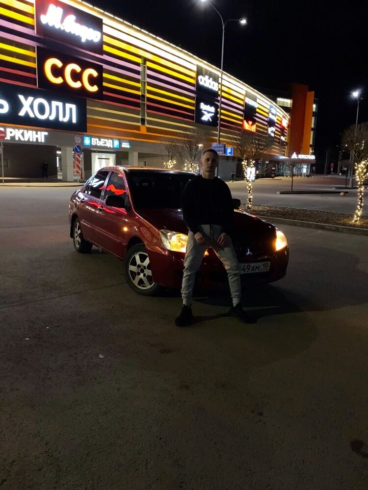  32963740  , 24 ,    