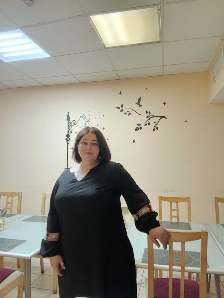  53957810  Mira, 47 ,    