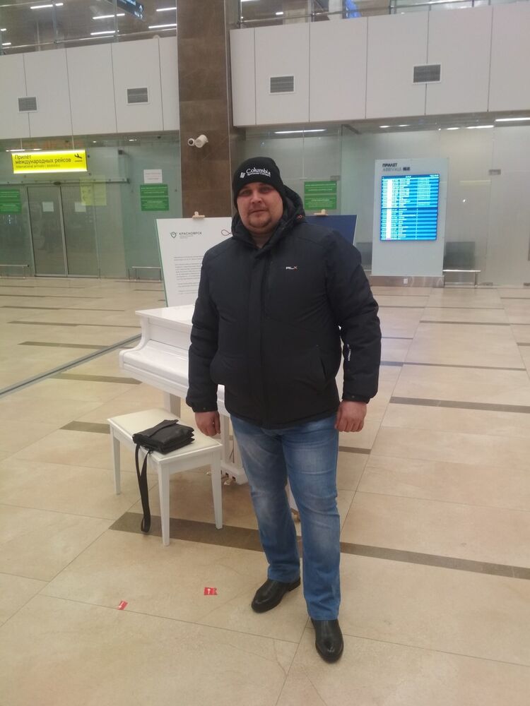  19182860  Vanchester, 38 ,    