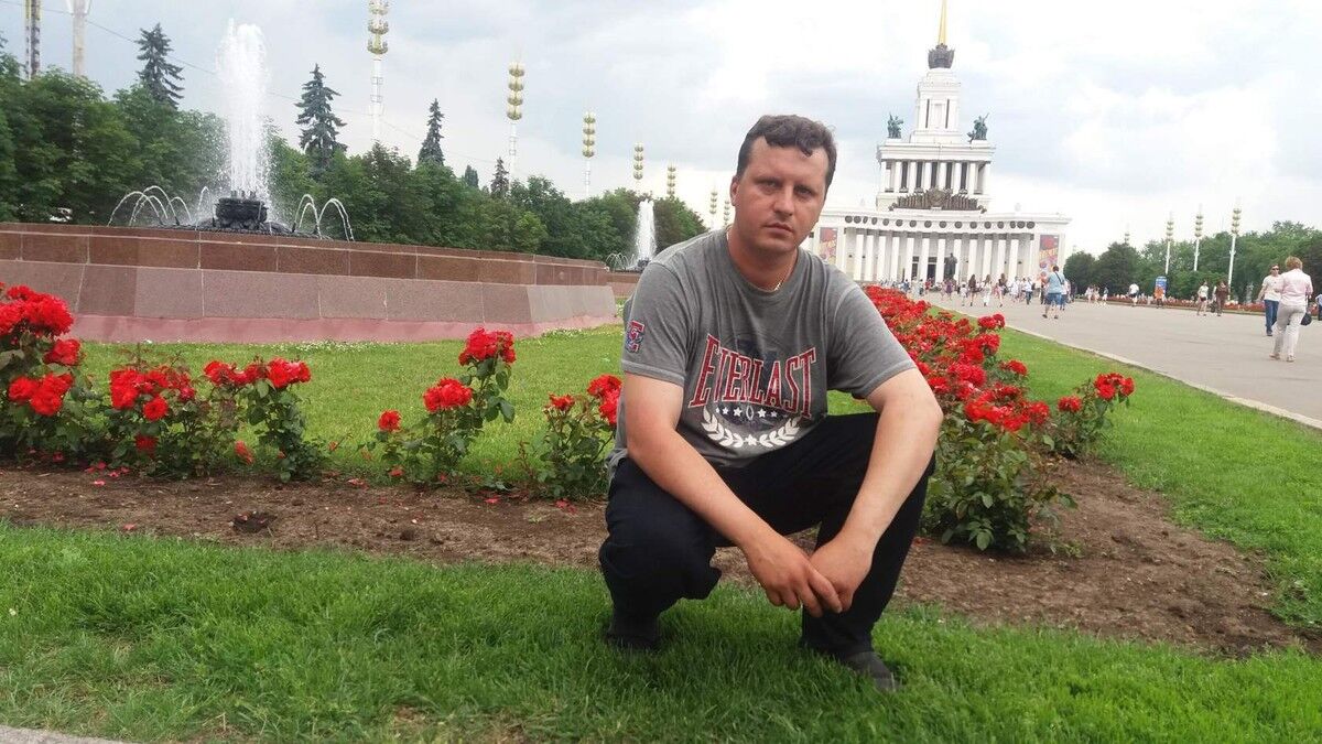  8690080  Vladislav, 42 ,    