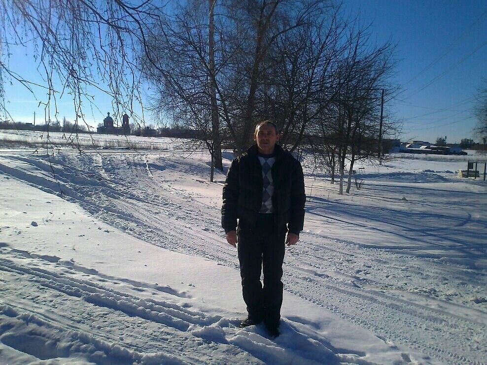  5684290  Sergey, 60 ,    