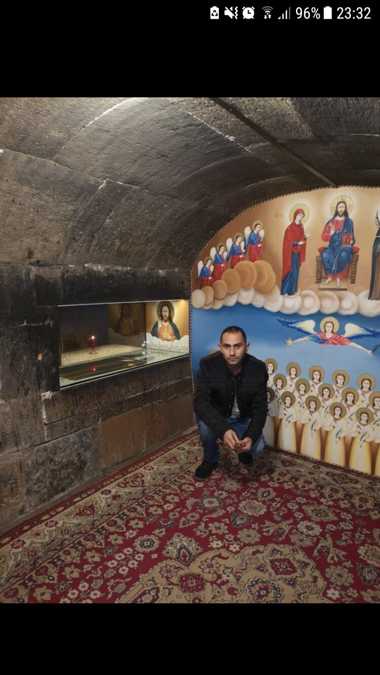  ,   Armen, 45 ,     , c , 