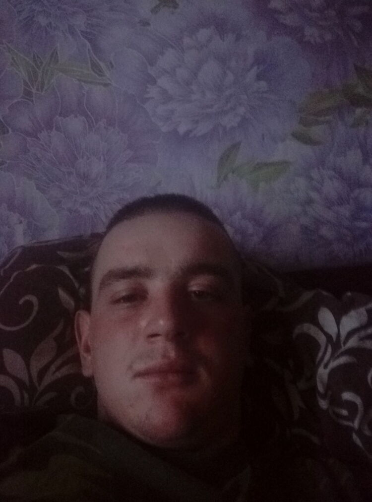  18669590  , 27 ,    