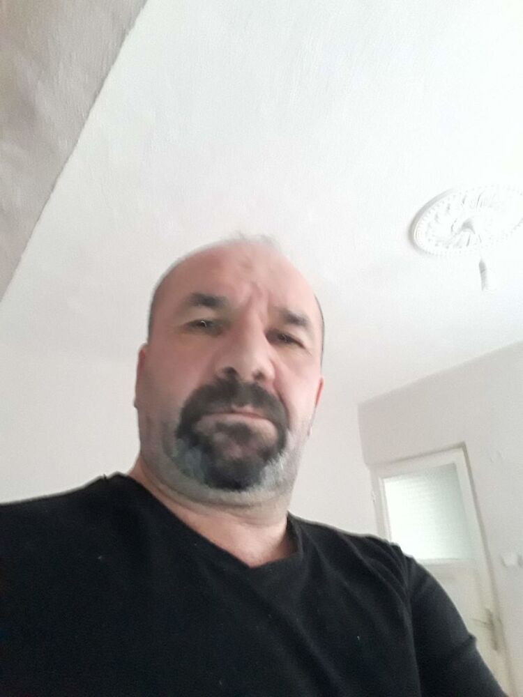  19640760  Ahmet, 61 ,    