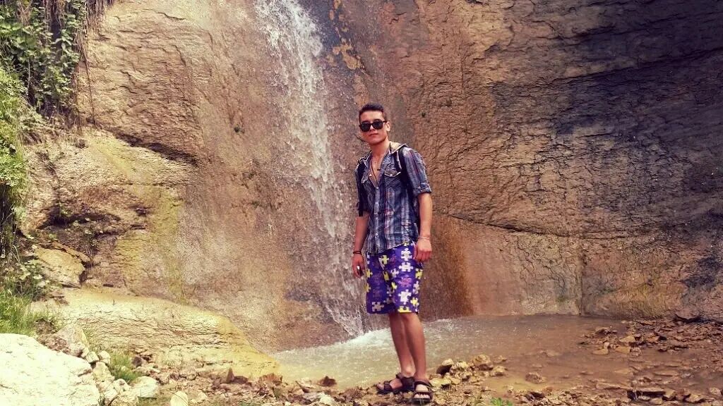  ,   Farid, 30 ,   ,   , c , 