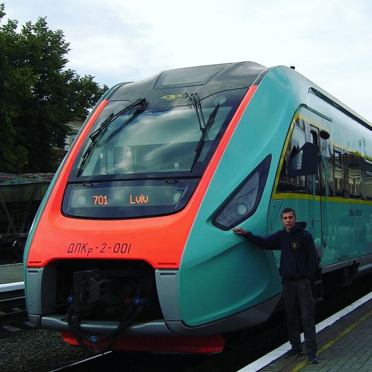  18838760  Roma, 27 ,    