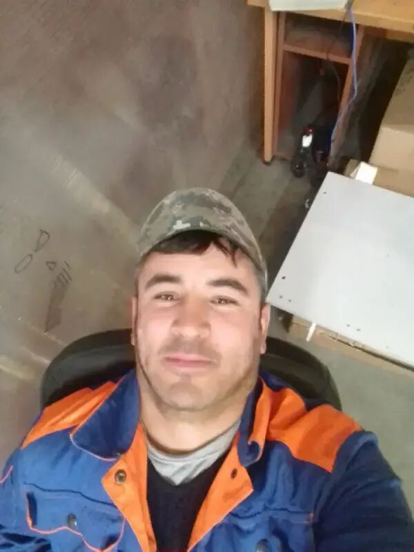  -,   Akmaljon, 42 ,   ,   
