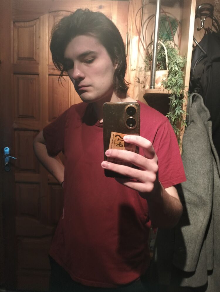  54717720  Julius, 23 ,    