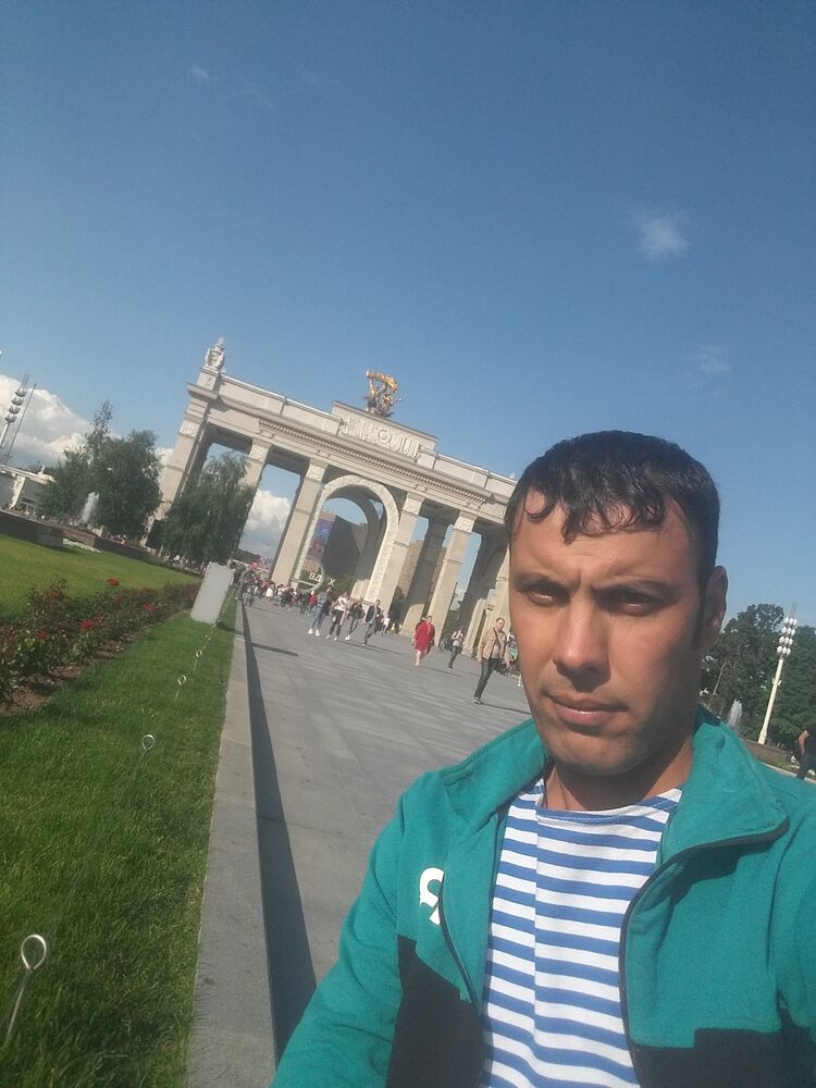  43455470  Rafael, 40 ,    