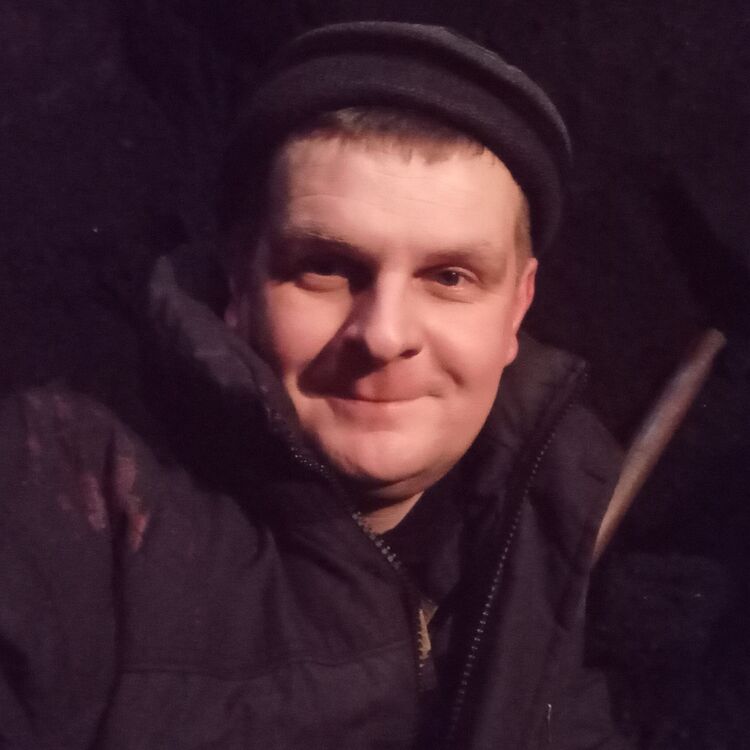  33424860   , 37 ,    