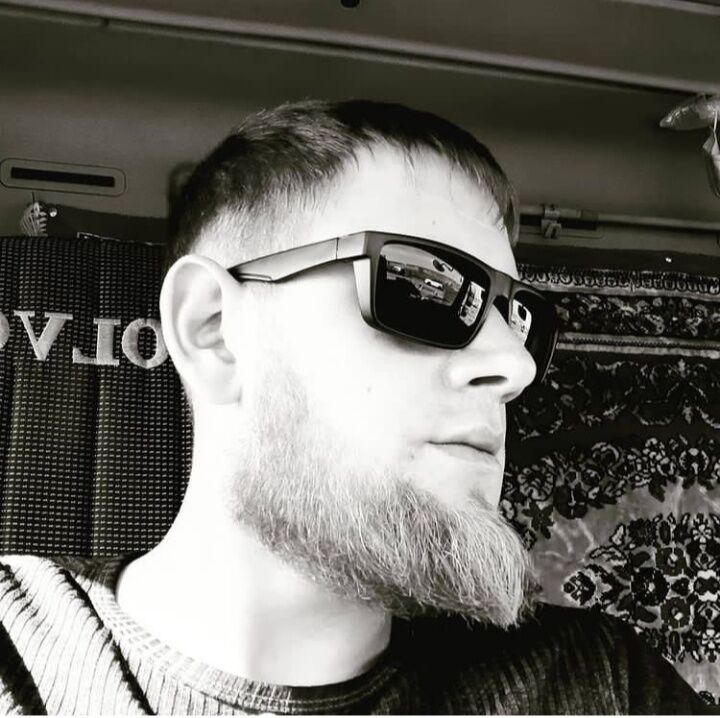  23492330  Ruslan, 33 ,    --