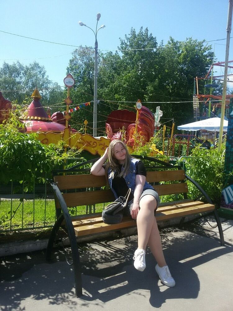  9795580  Yulia, 30 ,    