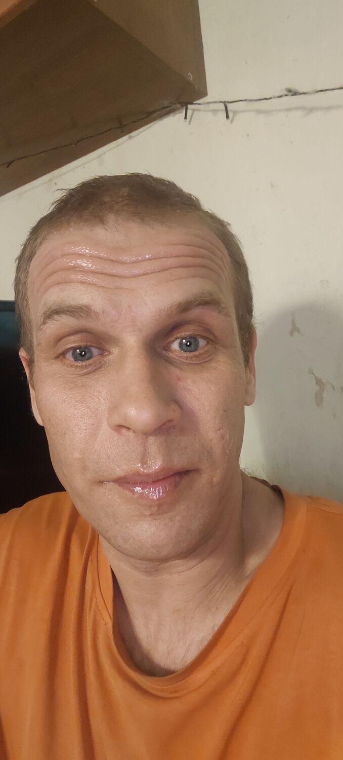 46587610  , 40 ,    