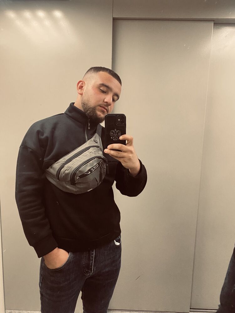  49034330  , 25 ,    
