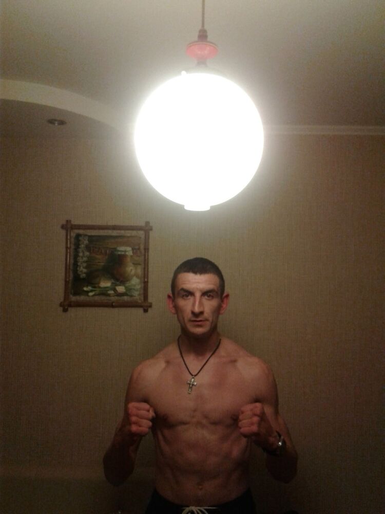  17318050  Denis, 38 ,    