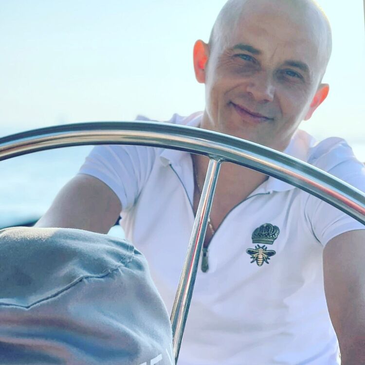  25526770  Adusy, 43 ,    Tel Aviv-Yafo
