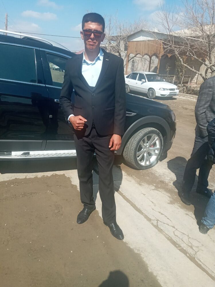  ,   Bekzod, 29 ,   ,   
