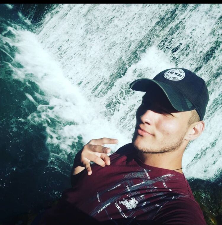  44152270  , 26 ,    
