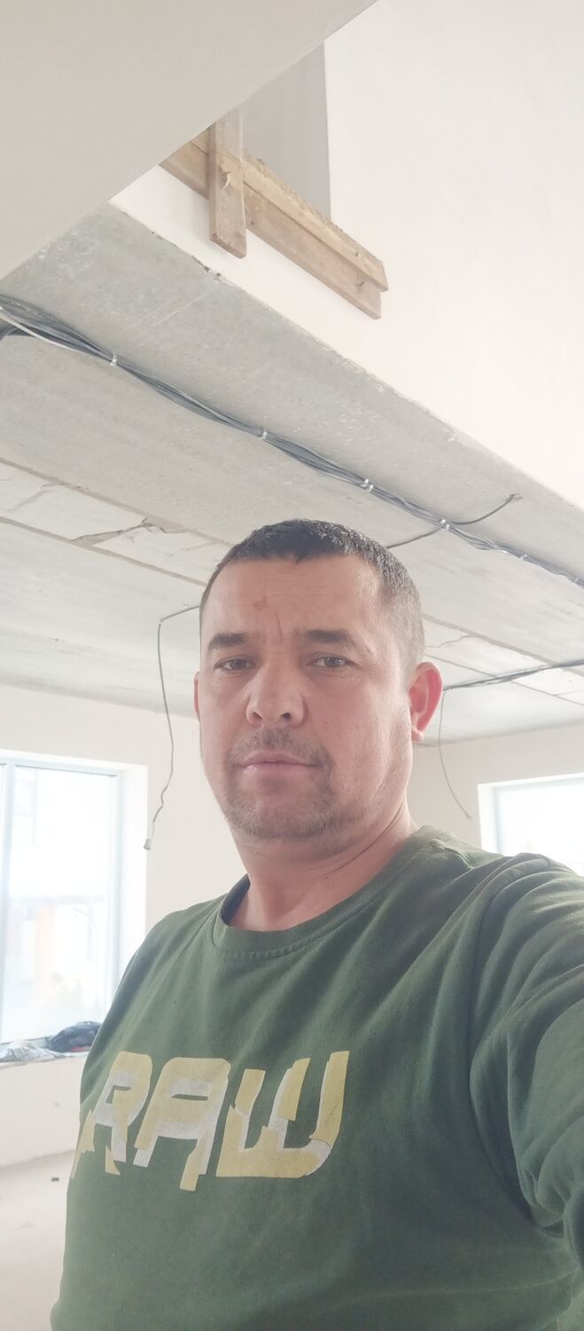  ,   Hushnudbek, 35 ,   ,   