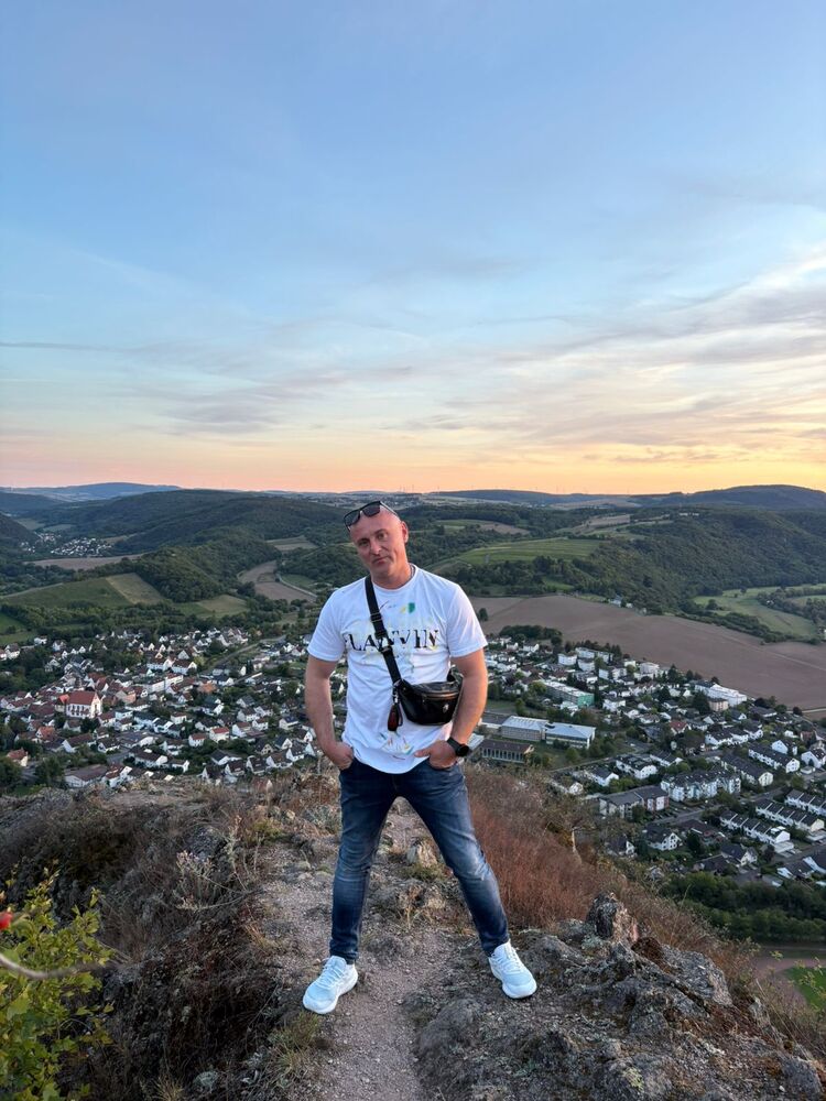 ���������� Hahn, ���� ������� �������, 43 ����, ������������ ��� ������, ����� � ���������