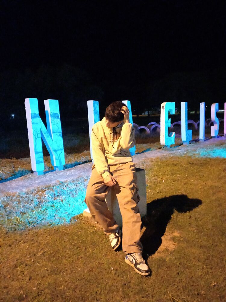  ,   Marcos, 20 ,   ,   