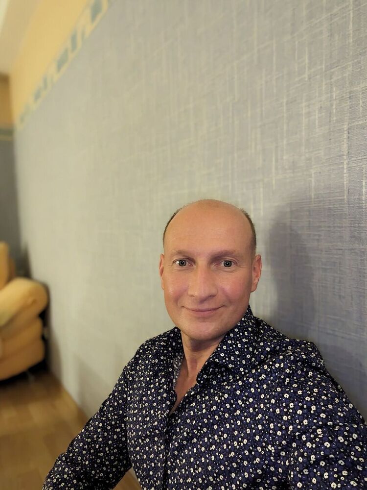  46304880  ANDREI, 45 ,    