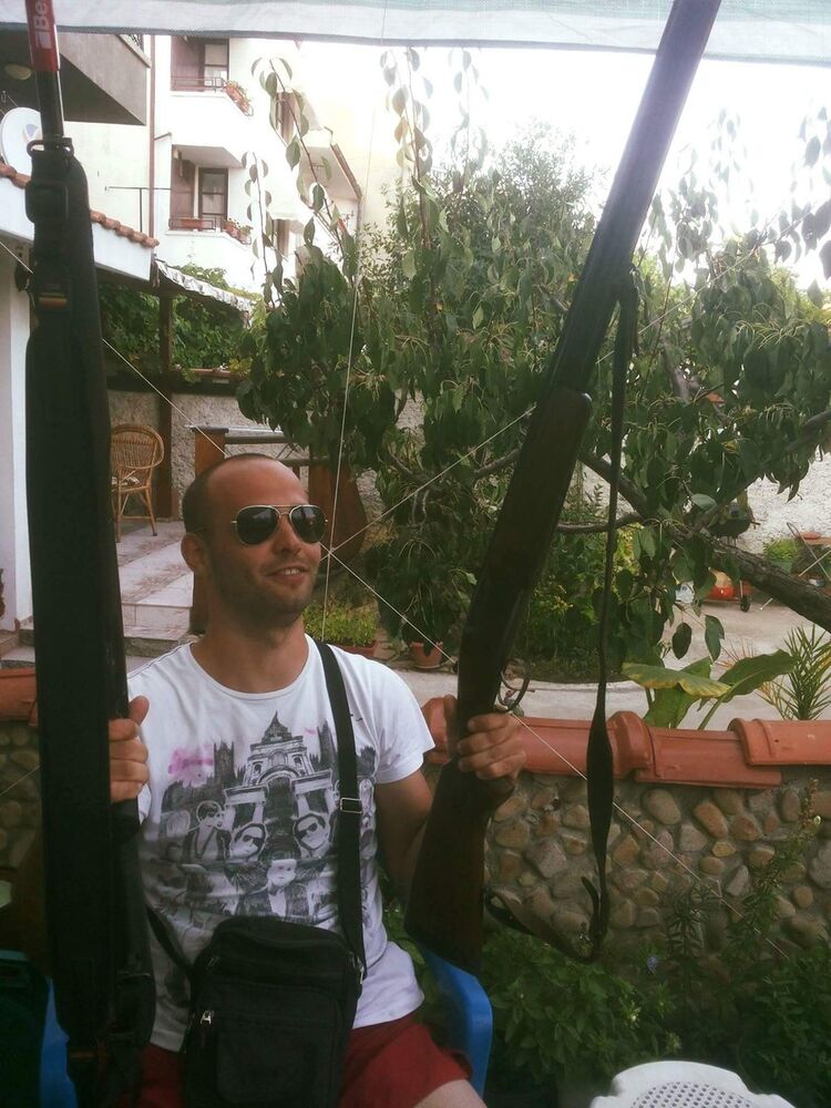  ,   Dobo, 35 ,   ,   , c , 