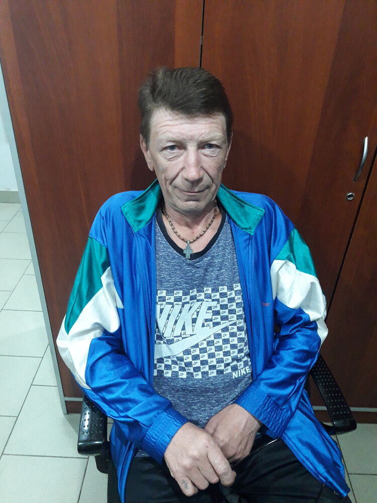  34867980  , 56 ,    