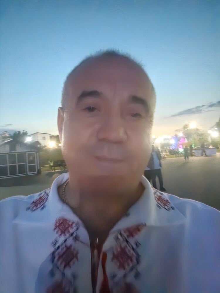  53813130  Nikolai, 66 ,    