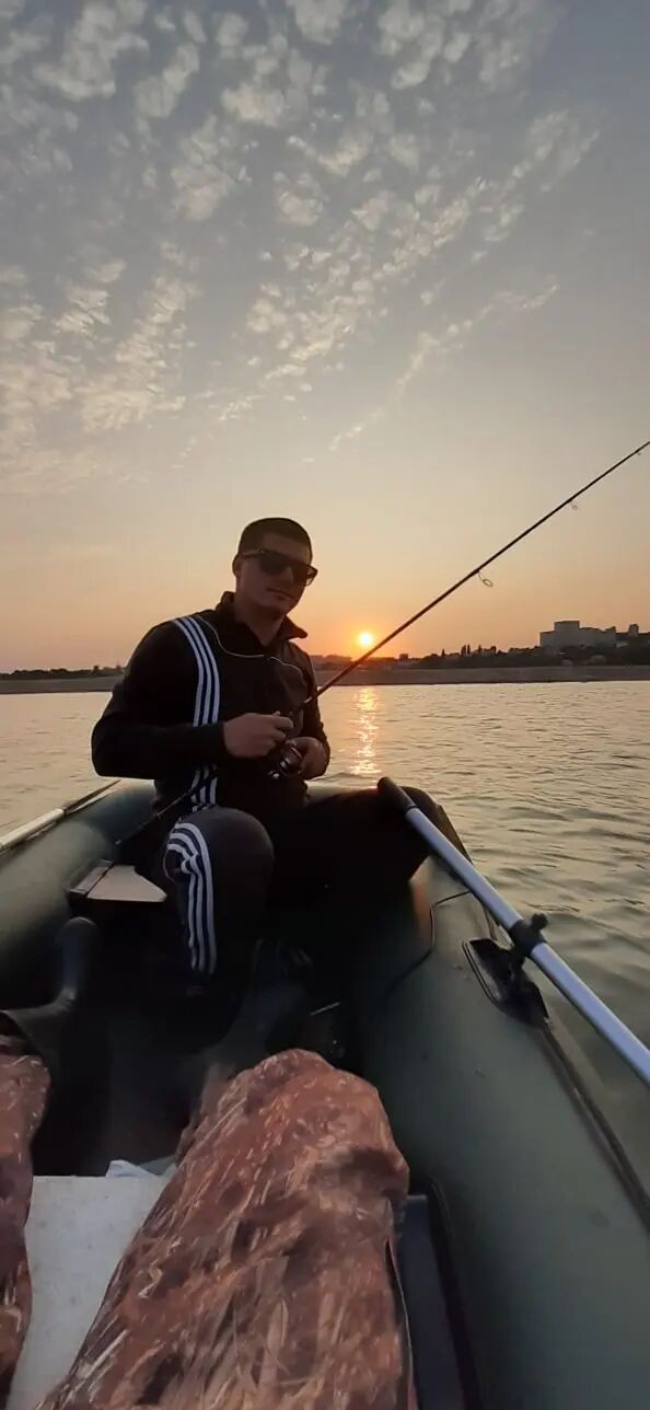  26410610  Zhenya, 34 ,    