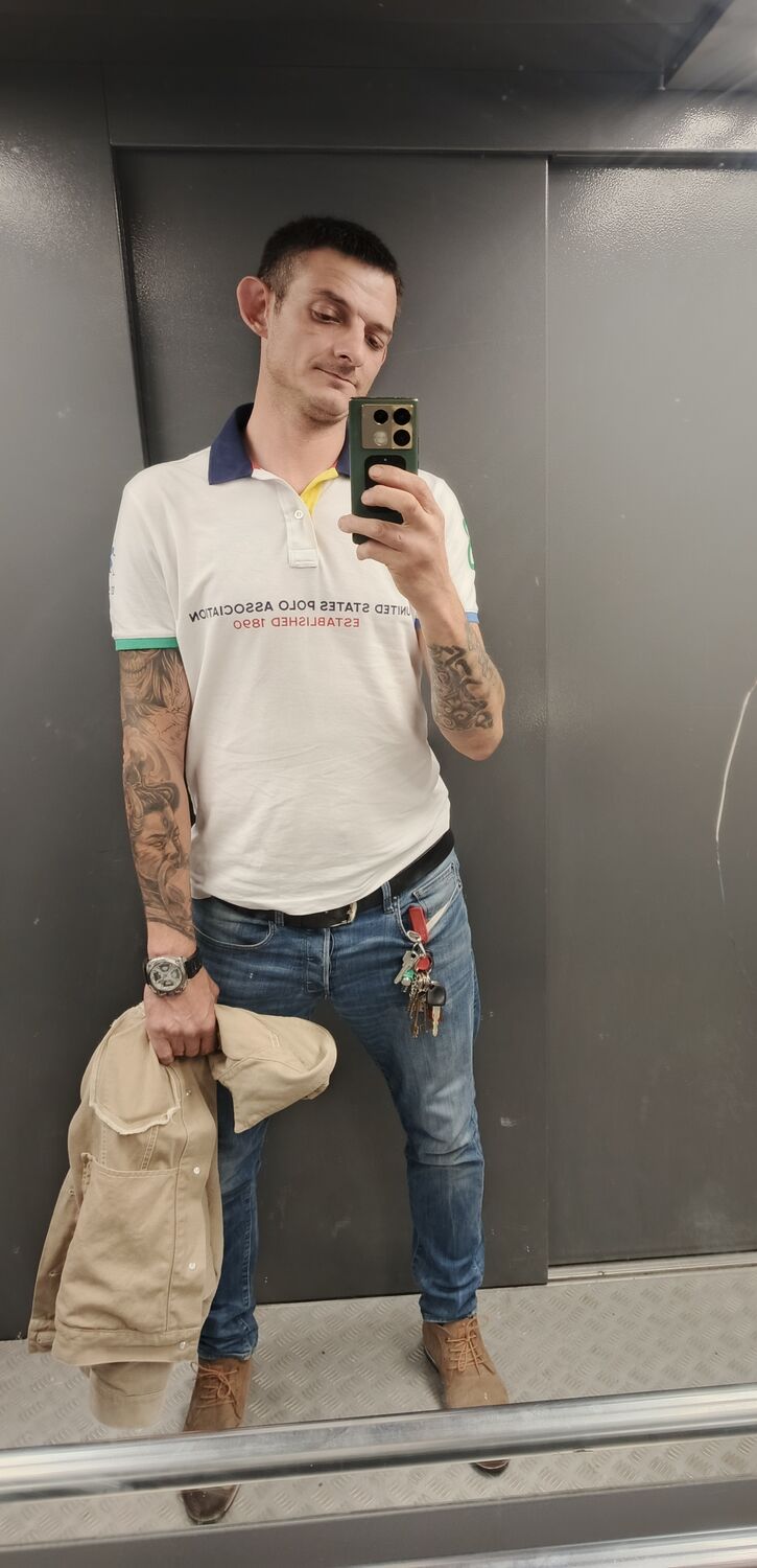  52400240  , 41 ,    