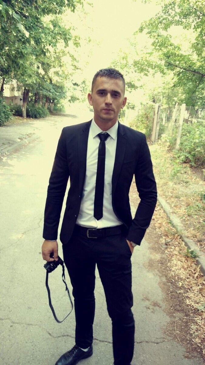  ,   Calin, 33 ,   ,   , c 