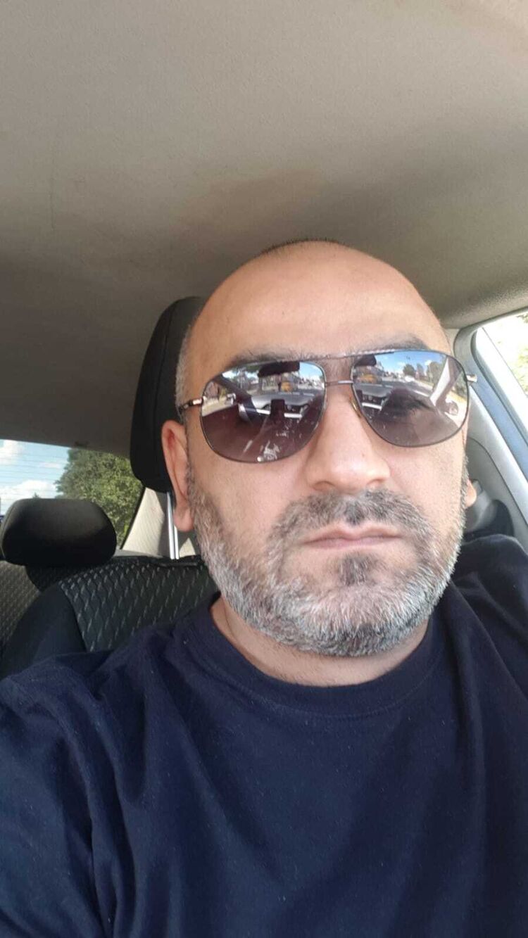  27948270  Ismail, 46 ,    