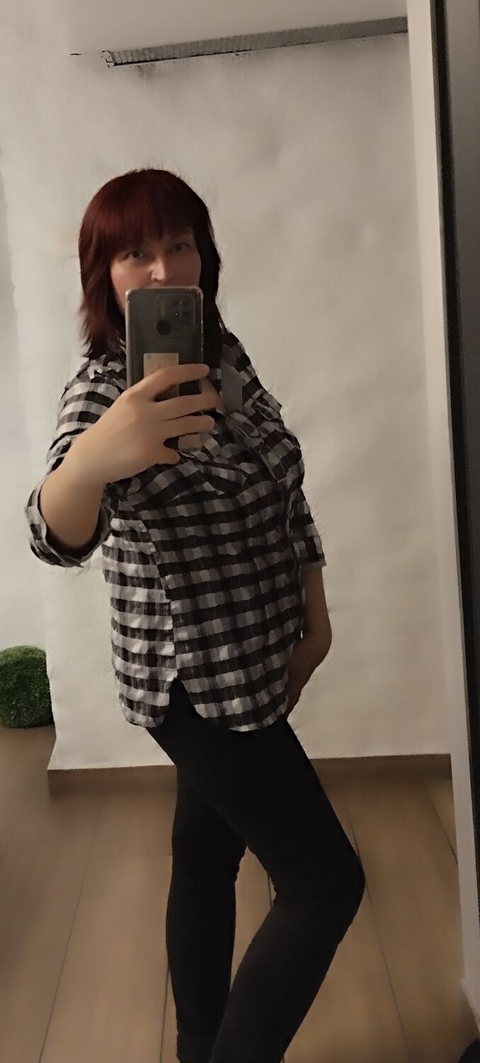  54604450  Irina, 47 ,    Nove Mesto Na Morave