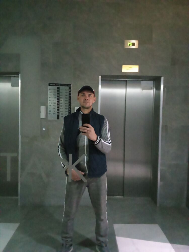  38271810  , 42 ,    --