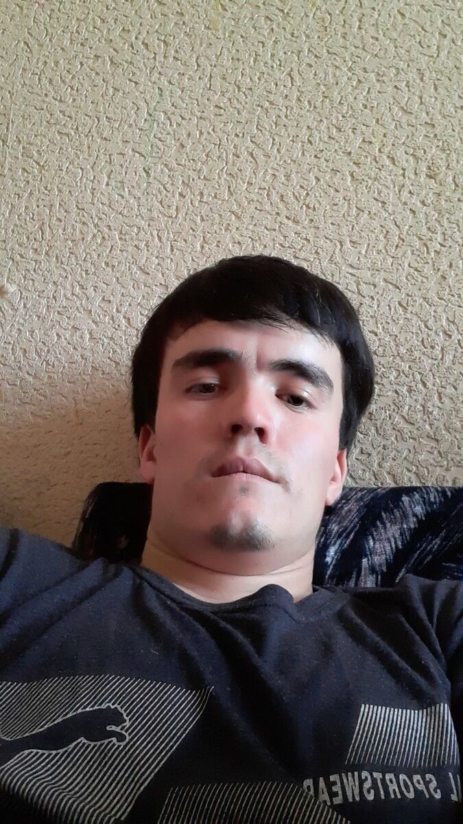  19175800  Boburjon, 30 ,     