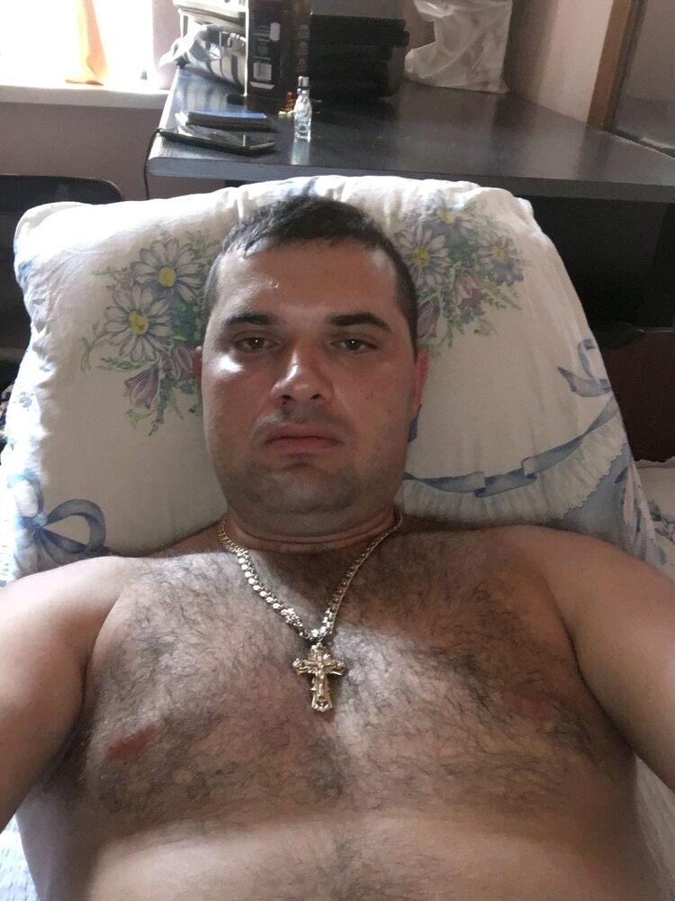  9805730  Nik, 41 ,    