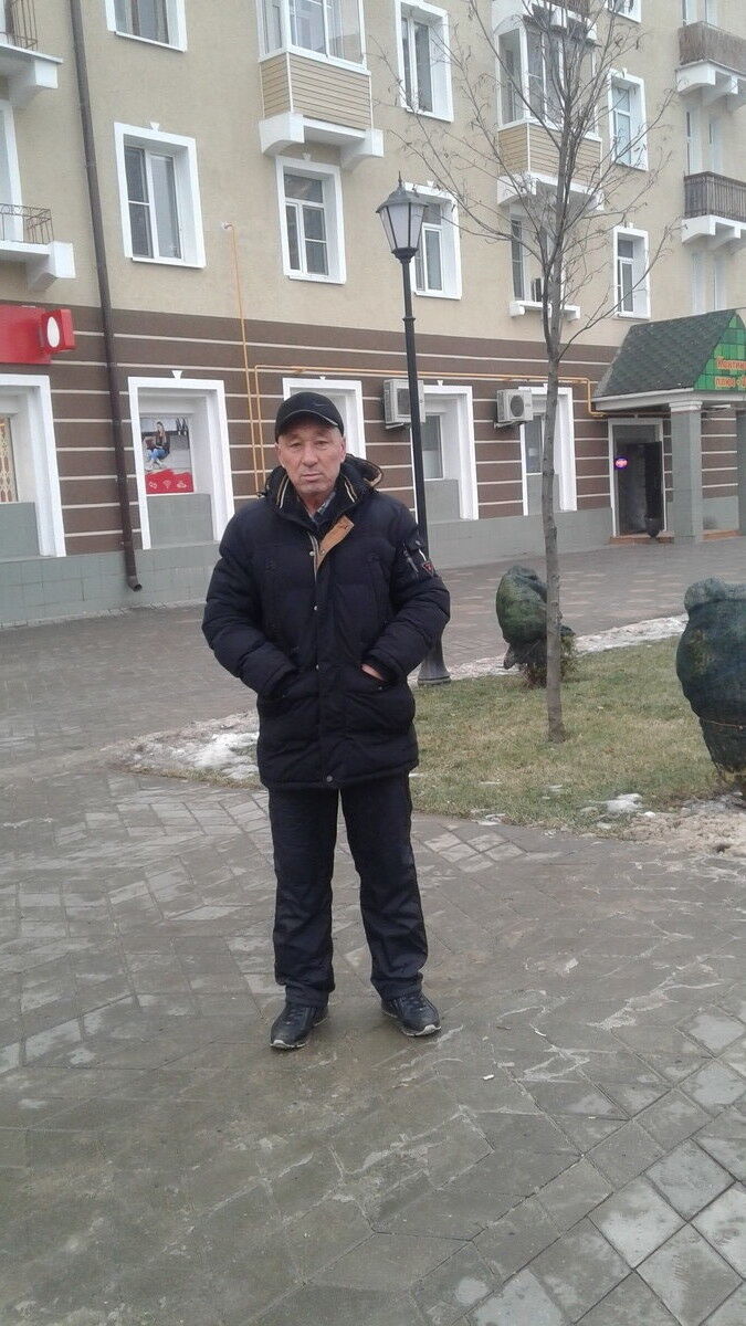  18438490  Orozali, 63 ,    -