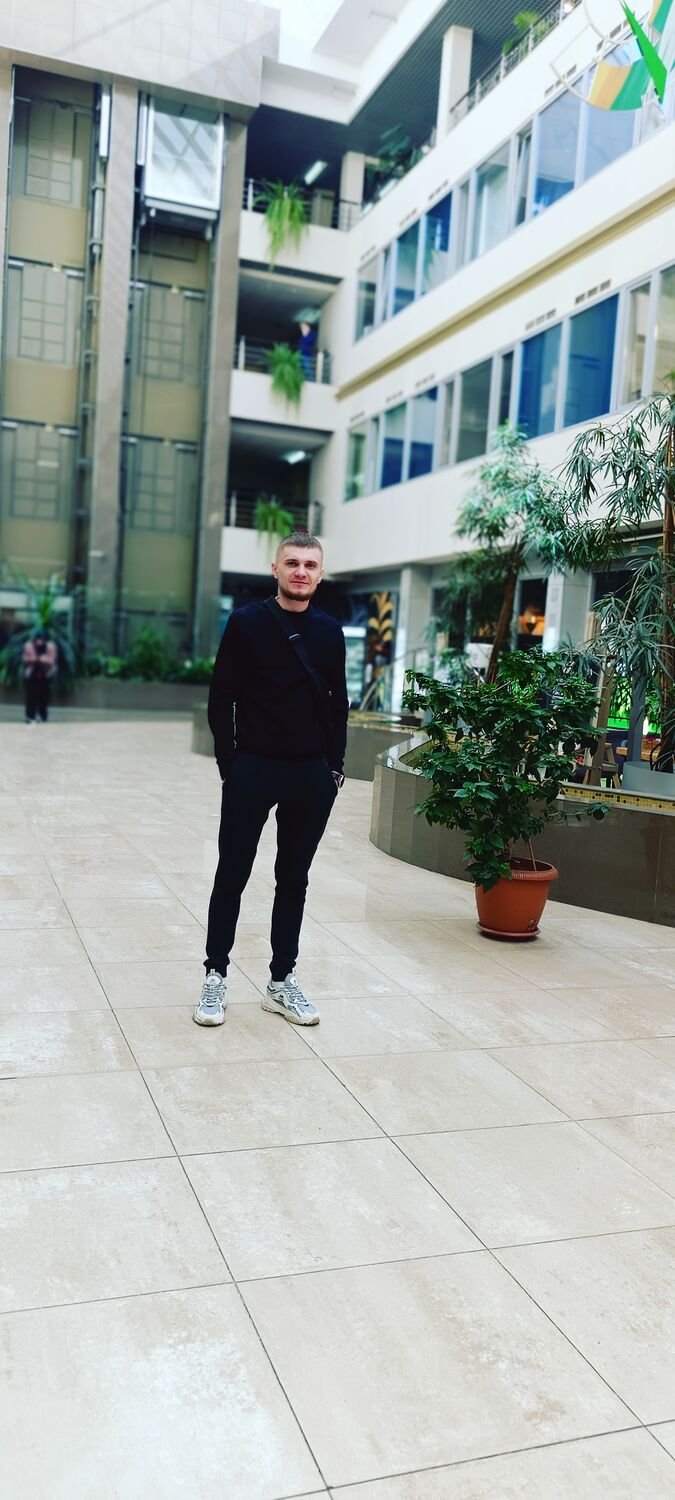  42547380  Sergey, 32 ,    