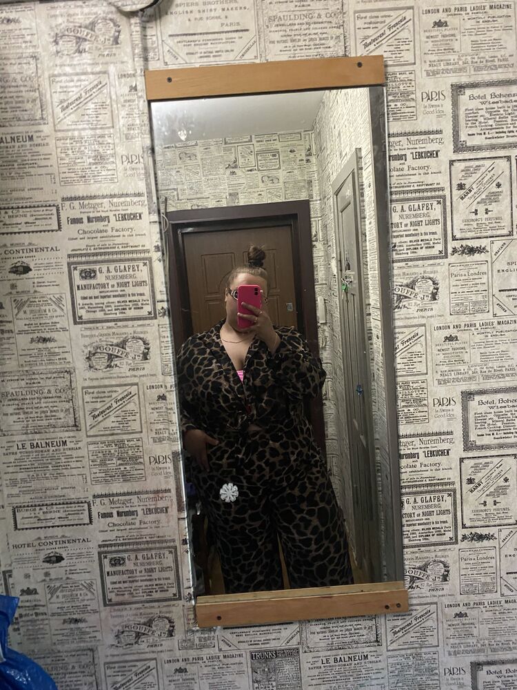  44836590  , 24 ,    -