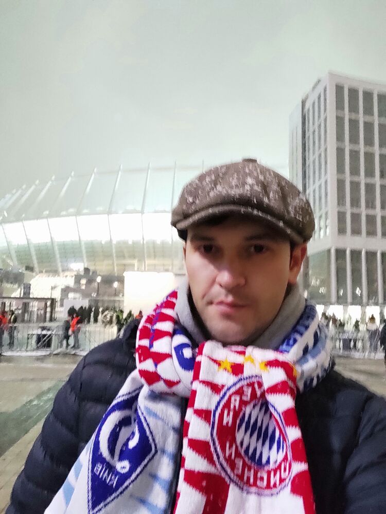 ���� 24515070 ������� Russell, 34 ����, ���� ���������� � �����