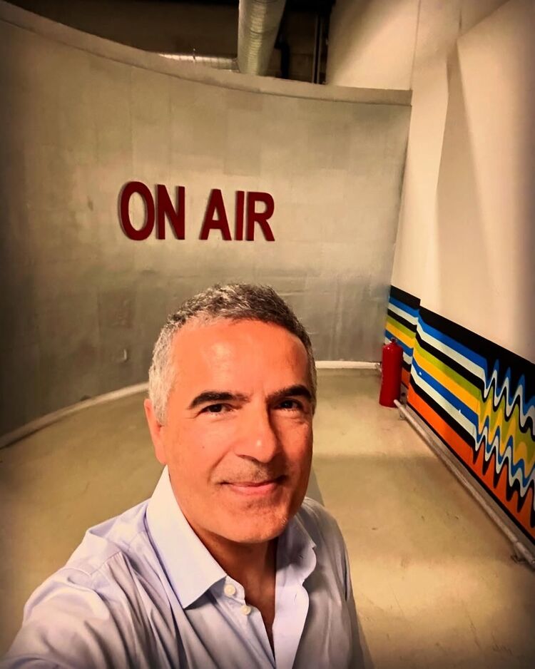  47960760  Andrei, 64 ,    Palais-Bourbon