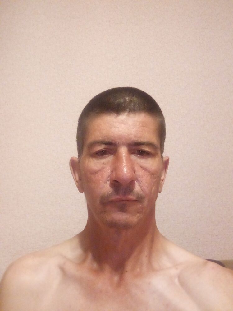  43949790  , 46 ,    
