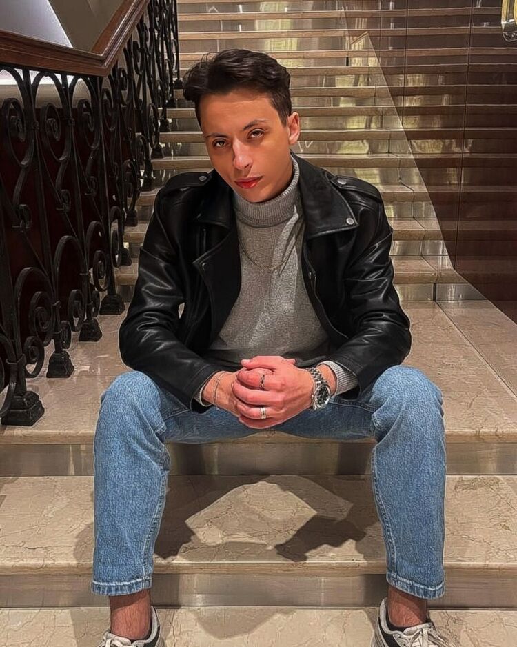 ���� 42828280 ����� Qusai, 24 ����, ���� ���������� � ��������