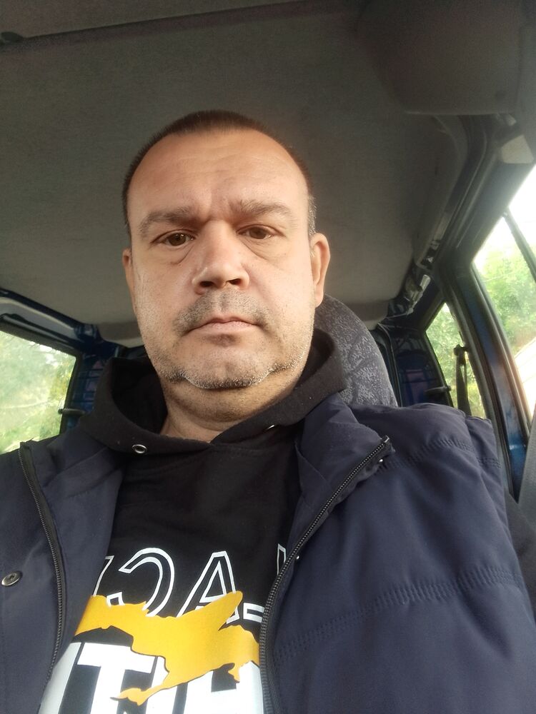  37883110  , 49 ,    