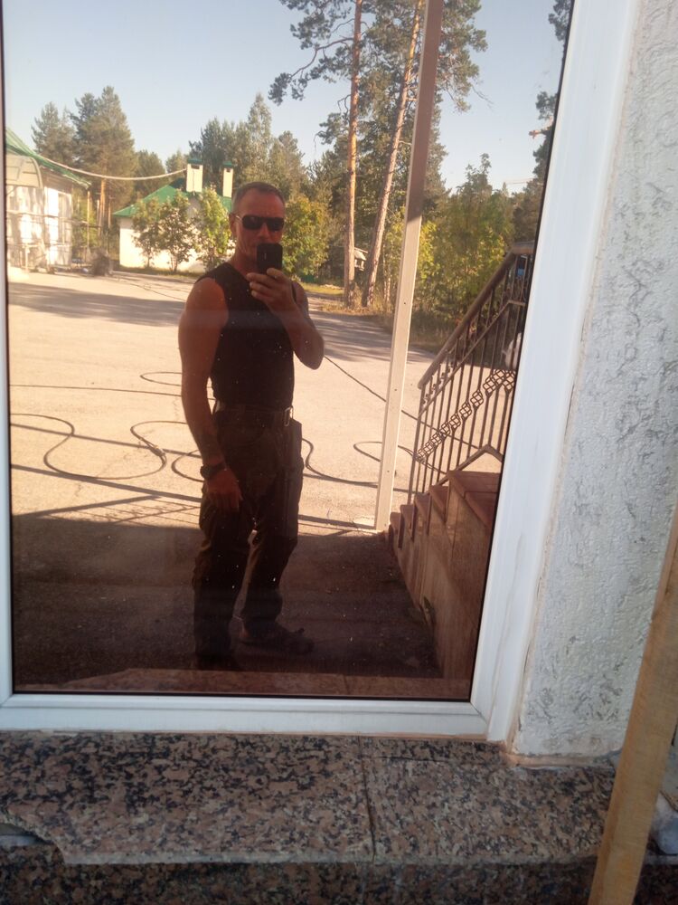  36737170  Aleksey, 45 ,    