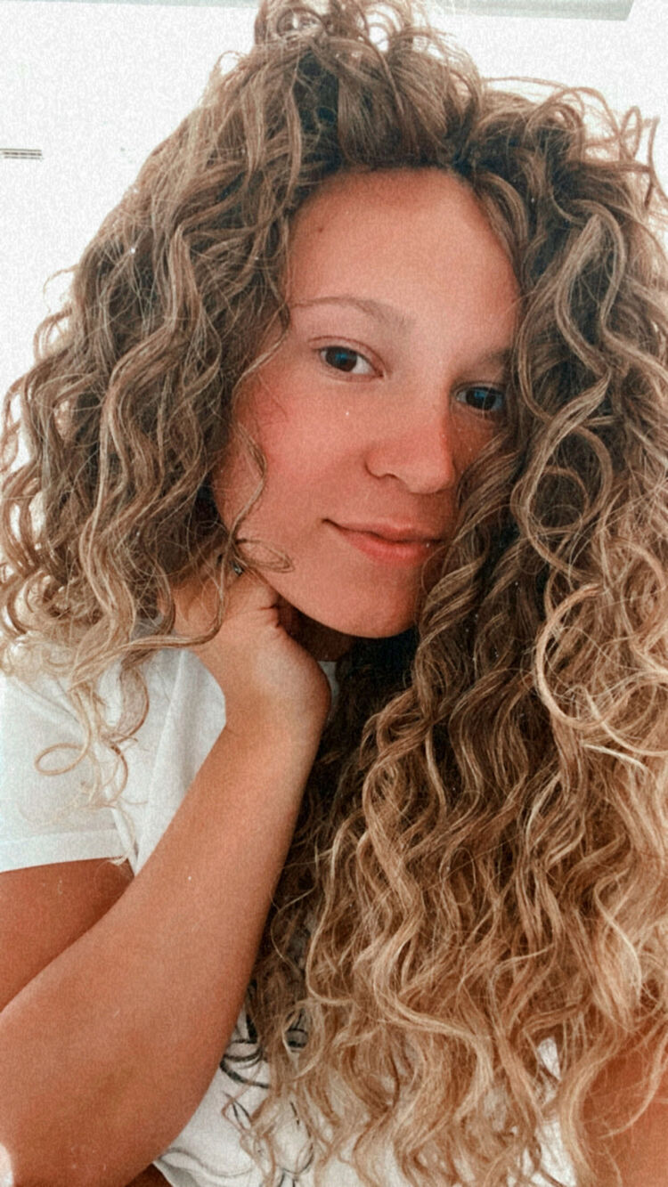  27576040  Anastasiia, 28 ,    Alanya